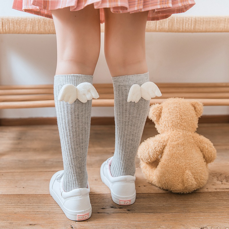 جوارب قطنية ناعمة مع جناح ملاك - مراجعة Baby Sock Oximeter وسعره