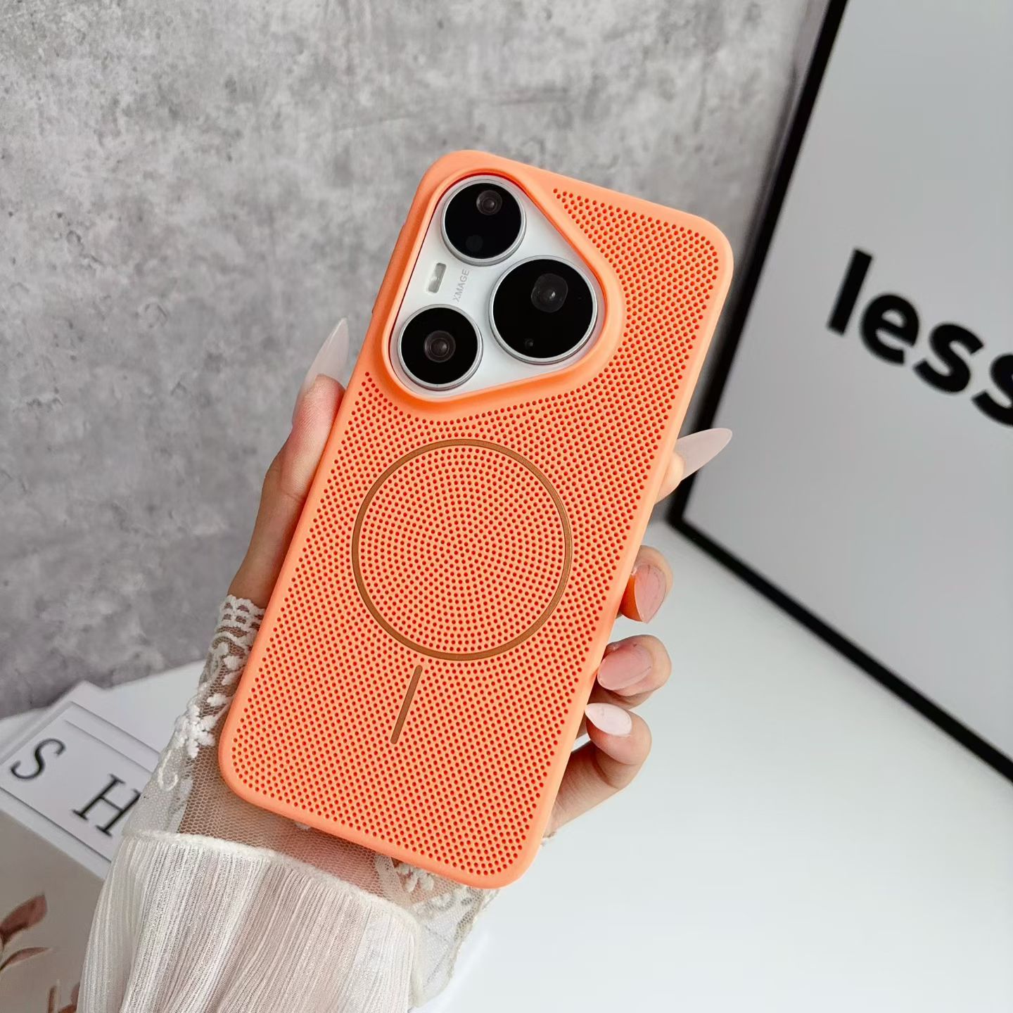 غطاء حماية مغناطيسي متوافق مع  - مراجعة Huawei Pura 70 وسعره